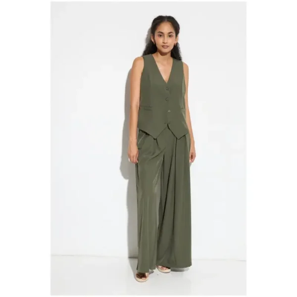 ÜTOPYA Conjunto Xia Moda Mujer - Conjunto de dos piezas para mujer, con chaleco entallado y pantalón palazzo. Disponible en varios colores, ideal para eventos, oficina o looks casuales con estilo. Realza la silueta con un toque moderno, cómodo y elegante. - Image 4